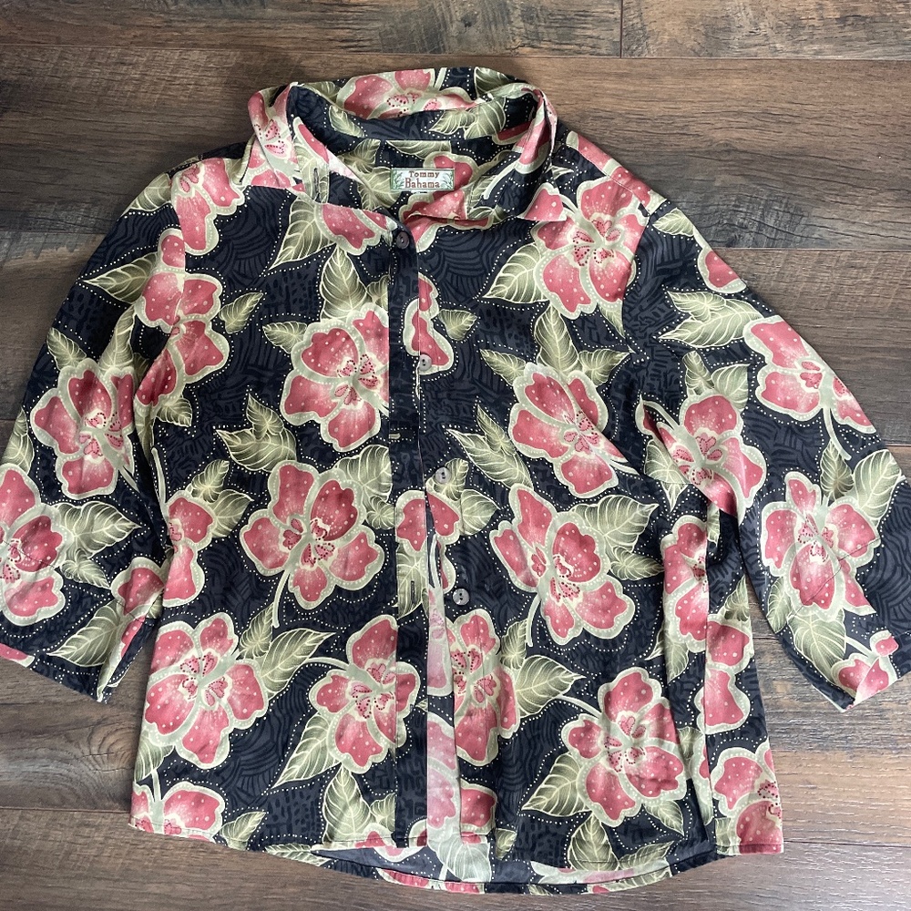 Floral Tommy Bahama Button up